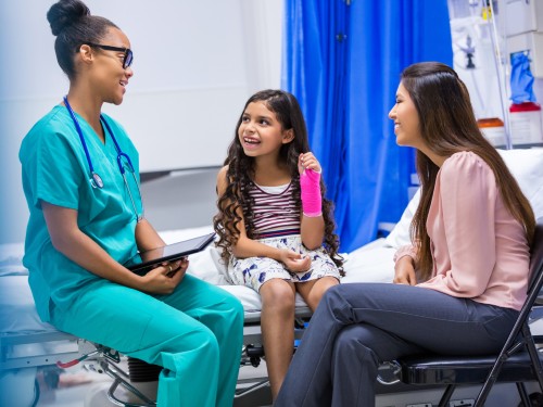 Girl with broken arm in ER