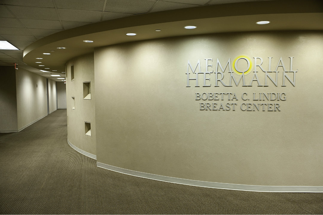 Bobetta Lindig Breast Care Center entrance