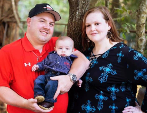 patient shawn with family