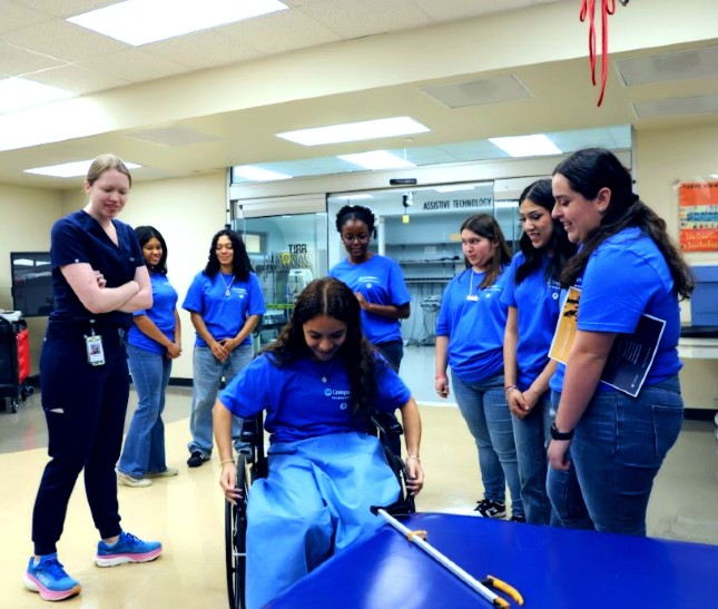 High school students learn about different aspects of health care at TIRR Memorial Hermann facilities with CompassRN program. 